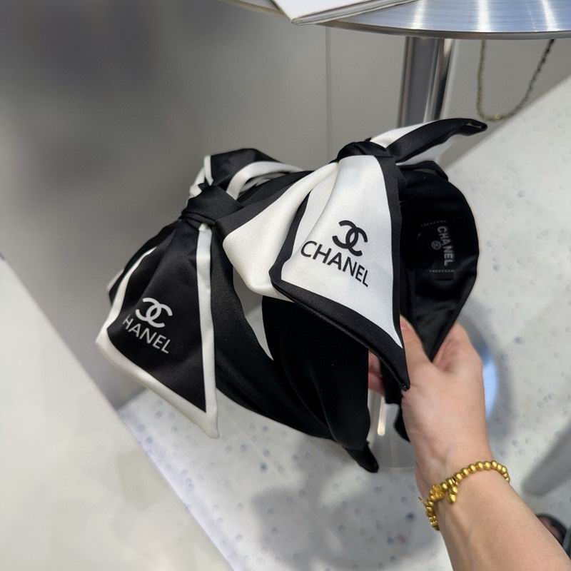 Chanel Headband hh136